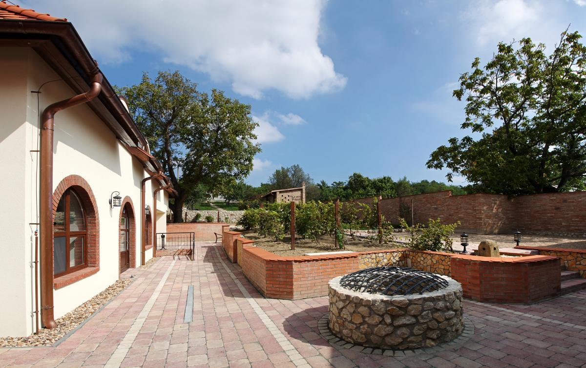 Hotel Vinopa Густопече Екстер'єр фото