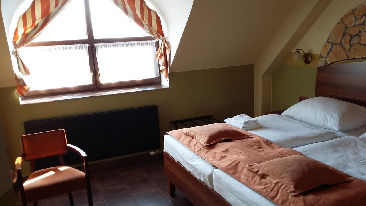 Hotel Vinopa Густопече Екстер'єр фото
