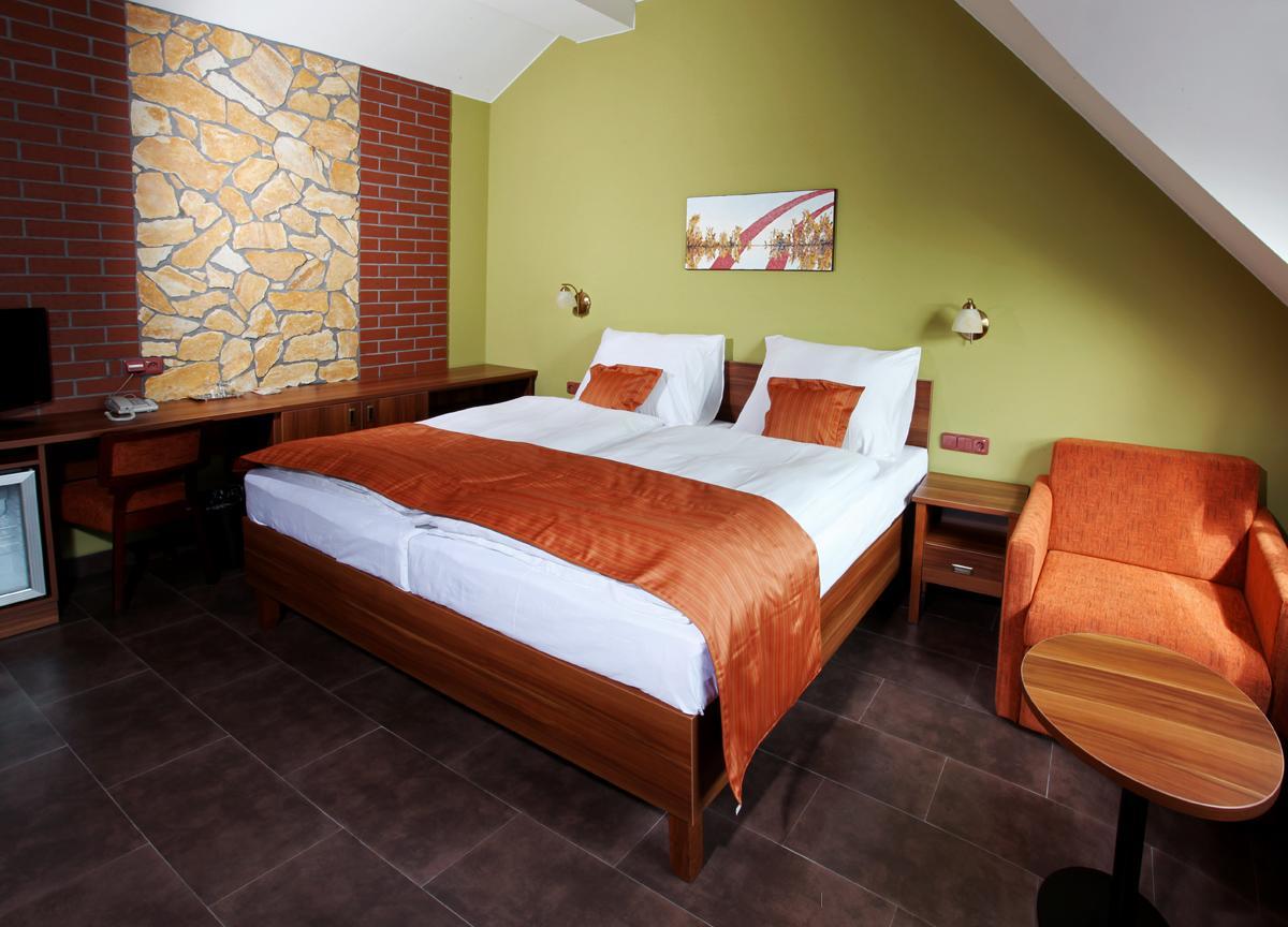 Hotel Vinopa Густопече Екстер'єр фото