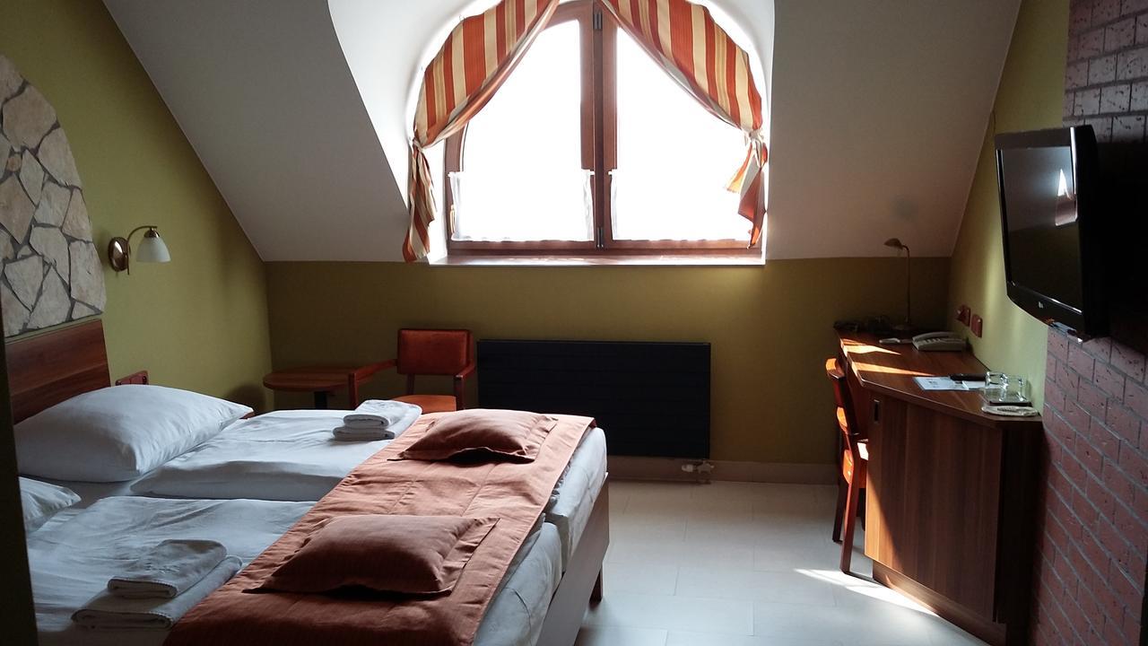 Hotel Vinopa Густопече Екстер'єр фото